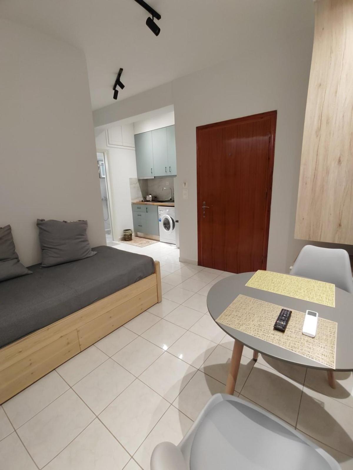 Dina'S Apartment Воница Экстерьер фото