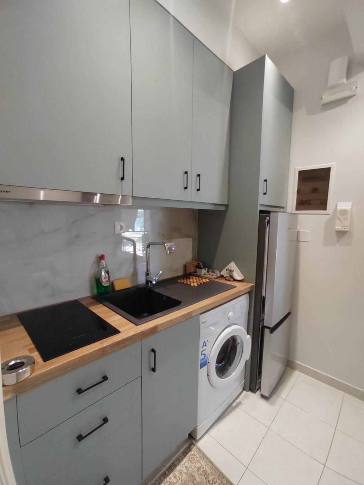 Dina'S Apartment Воница Экстерьер фото